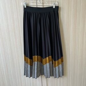 Chicwish Black /Gold/ Plaid A-Line Skirt SZ L